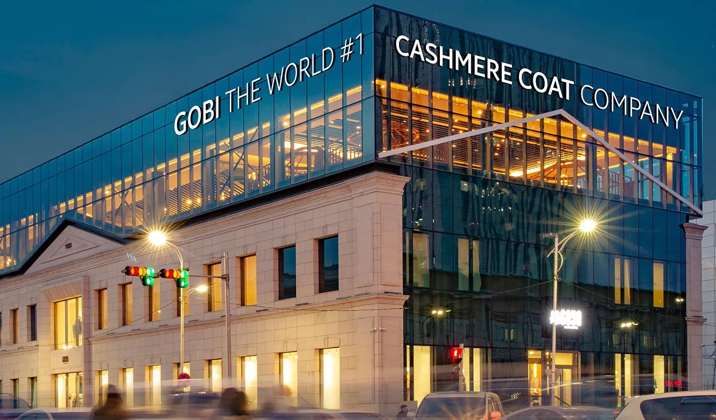 Cashmere shopping in Ulaanbaatar